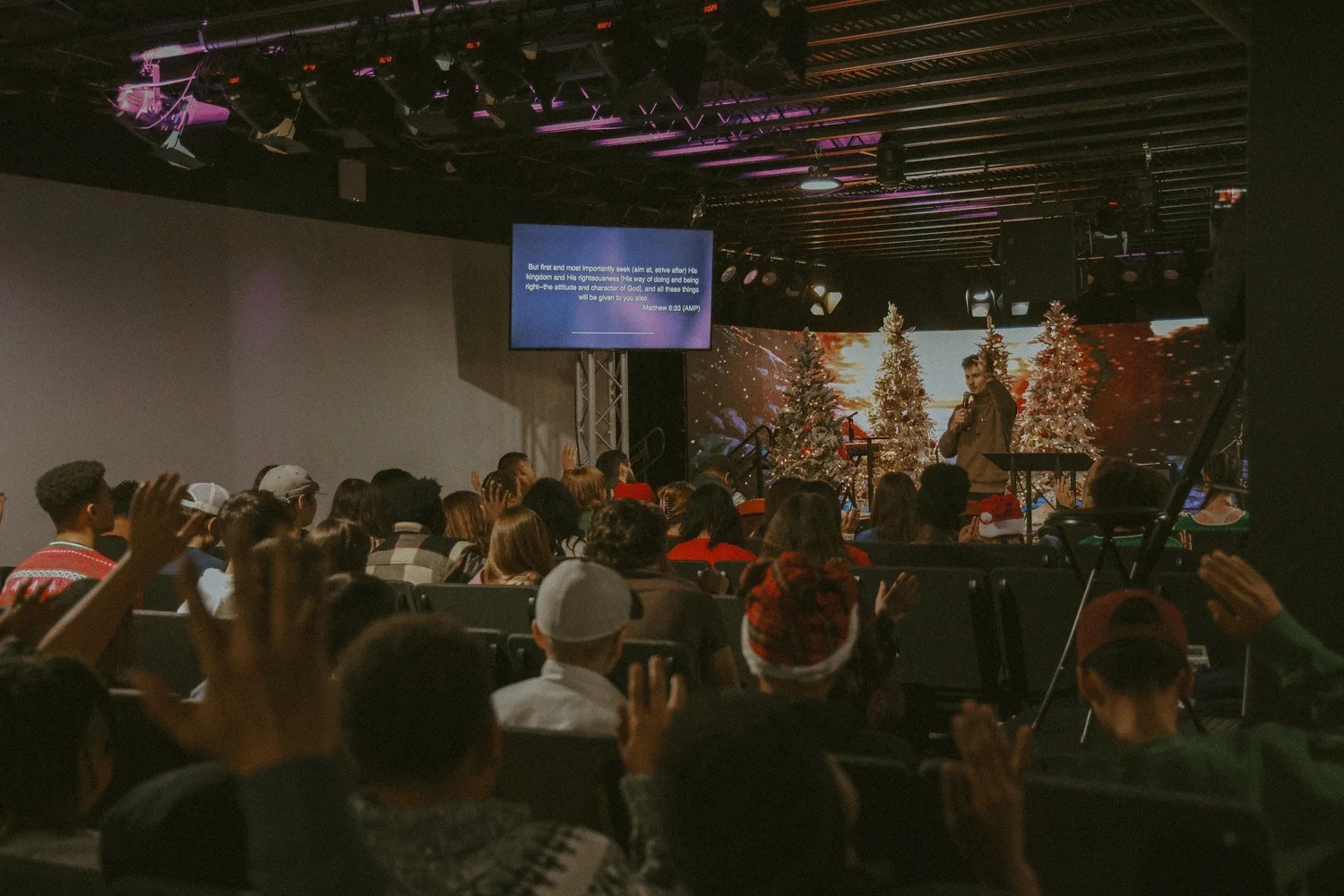 Worship service with a full congregation